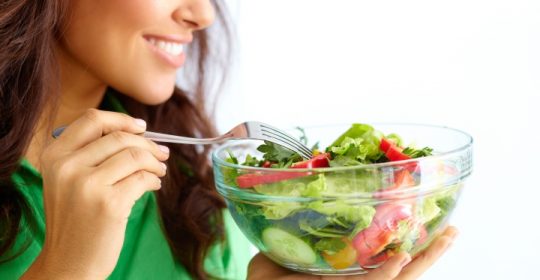 6  Alimentos que pueden dañar tu salud bucal