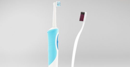 Cepillo de dientes manual y eléctrico ¿cuál elegir?